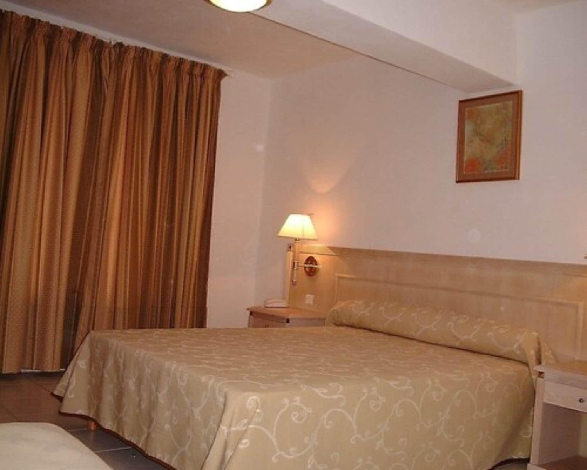 Hotel Residence San Pieru Tarcu Εξωτερικό φωτογραφία