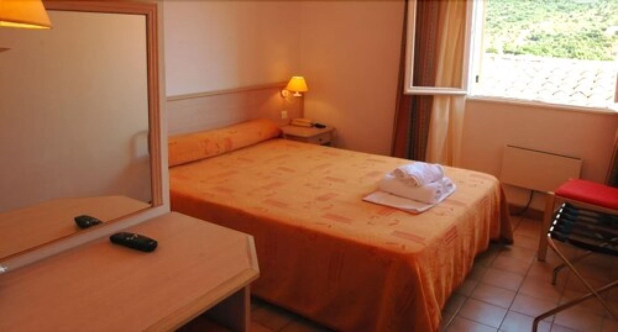 Hotel Residence San Pieru Tarcu Εξωτερικό φωτογραφία