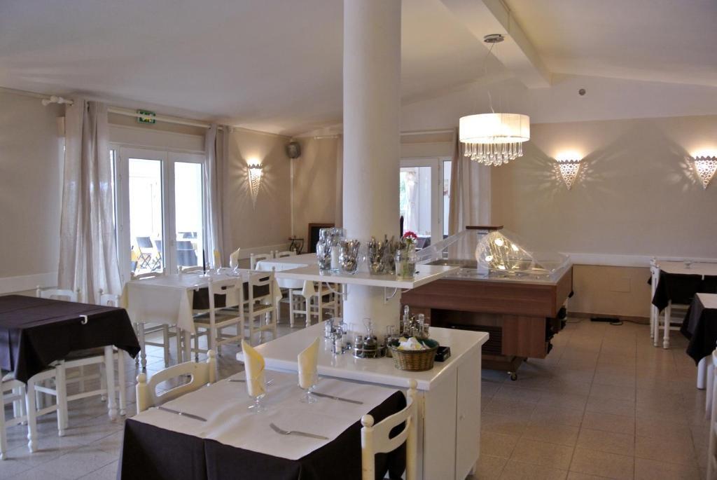 Hotel Residence San Pieru Tarcu Εξωτερικό φωτογραφία