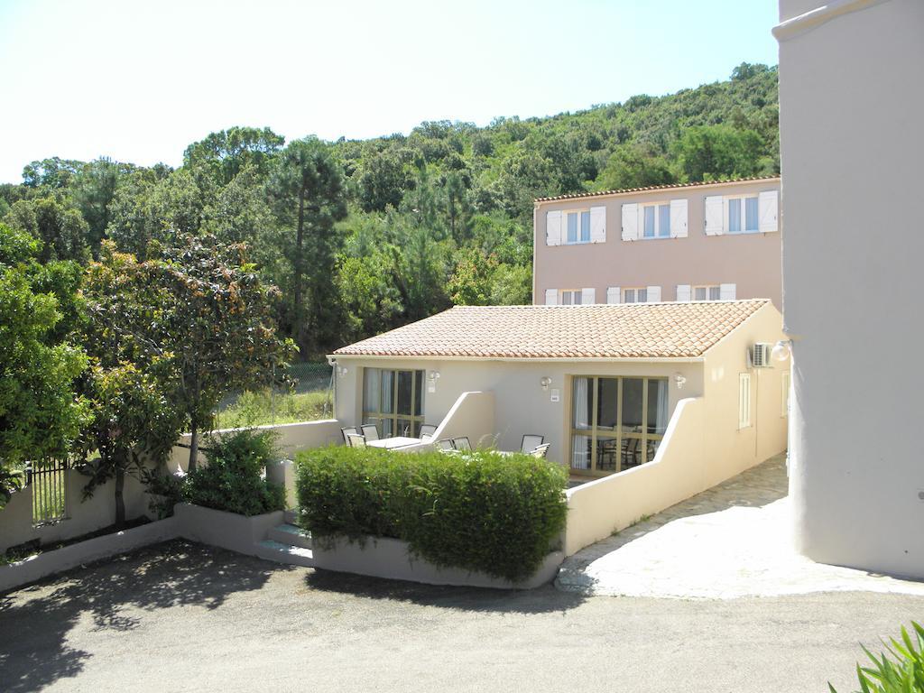 Hotel Residence San Pieru Tarcu Δωμάτιο φωτογραφία