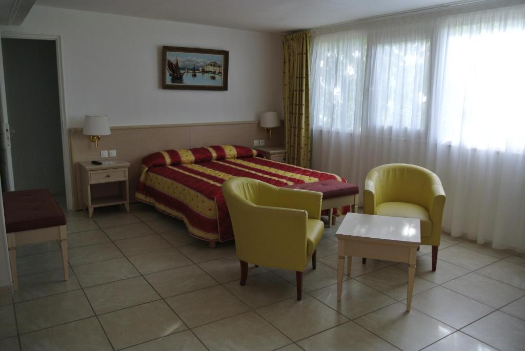 Hotel Residence San Pieru Tarcu Δωμάτιο φωτογραφία